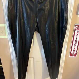 Ashley Stewart Black Textured Leggings